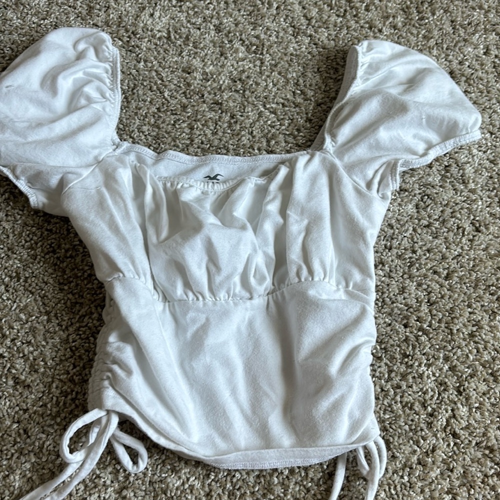 hollister white short sleeve no stains like new size xs